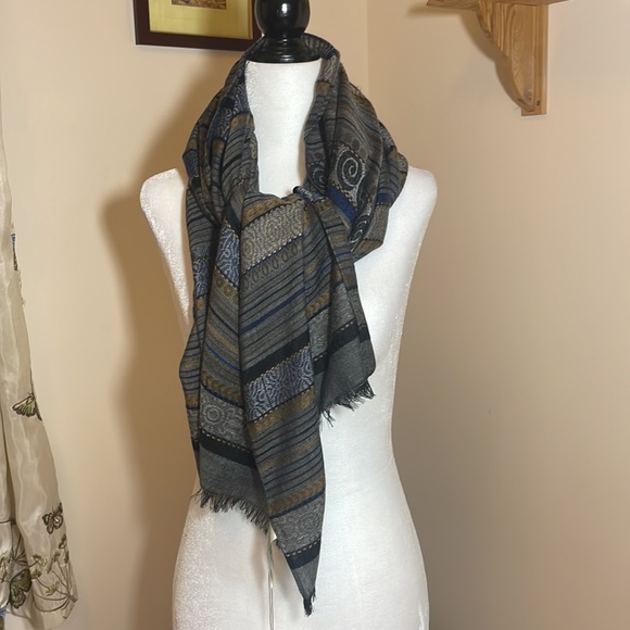 Simply Novelle Women’s Scarf, Color; diff. greys, black, blue’s, diff. brown’s - Picture 6 of 16